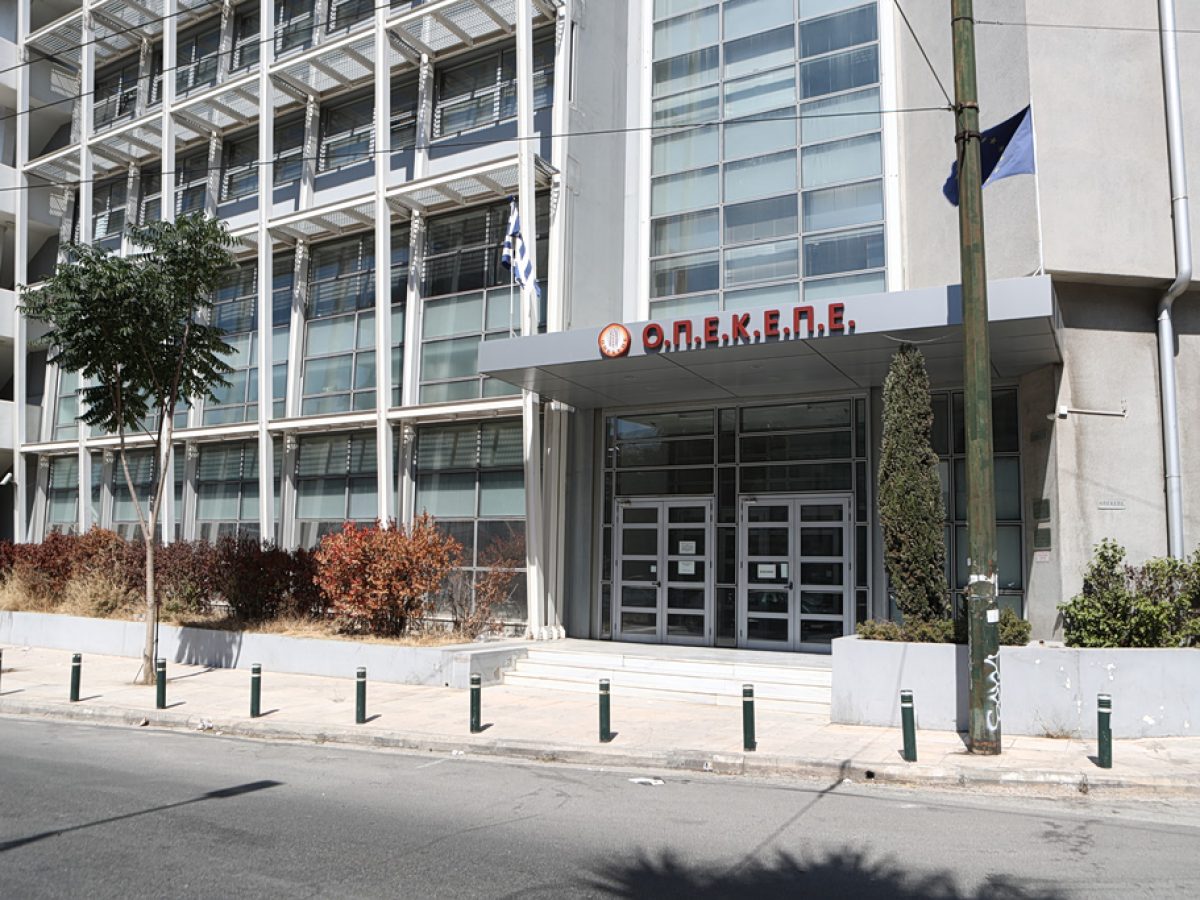 Πολιτικό αδιέξοδο χωρίς εκτόνωση