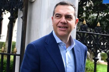 politiko-gkazi-apo-ton-Αlexi