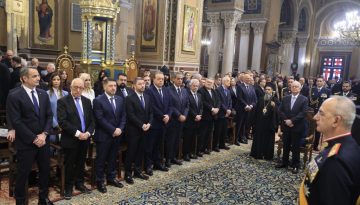 Πού θα κάνουν Πάσχα οι πολιτικοί αρχηγοί – Στη Σύρο ο Πρόεδρος της Δημοκρατίας