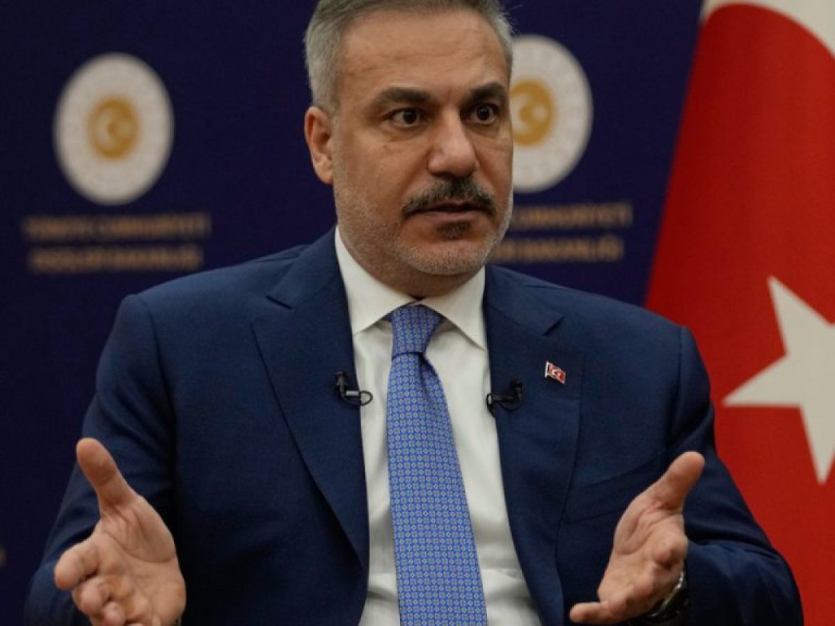 Προκαλεί ο Φιντάν: «Ελλάδα, Ισραήλ και Κύπρος επιχειρούν πολιτική περικύκλωσης της Τουρκίας»