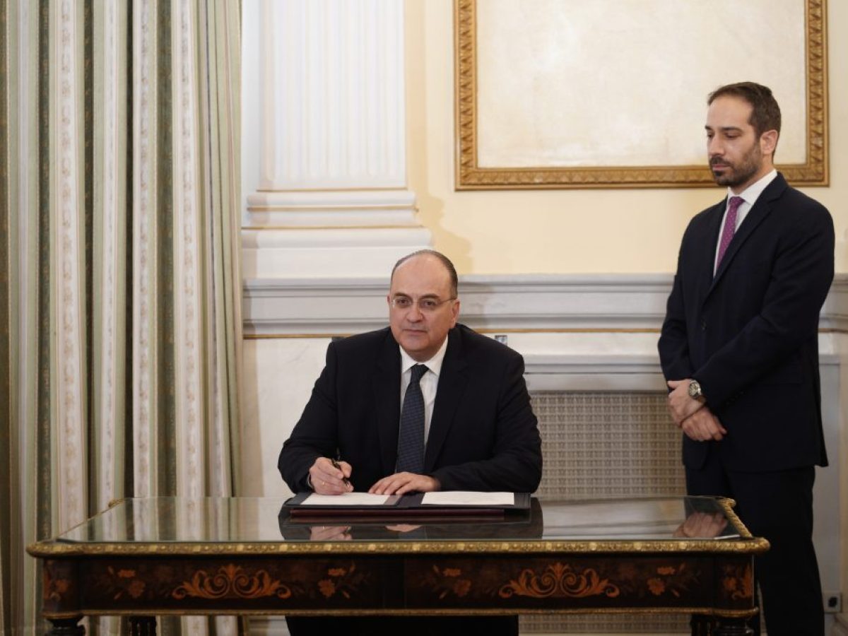 ΠΑΣΟΚ για Λαζαρίδη: «Ο κ. Μητσοτάκης αν έχει στάλα αξιοπρέπειας, οφείλει να τον αποπέμψει»