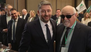 ΠΑΣΟΚ: Νέος γραμματέας ο Γιάννης Βαρδακαστάνης