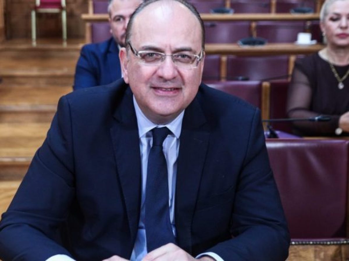 ΠΑΣΟΚ: Ο Κ.Μητσοτάκης που υποσχόταν ότι θα κυβερνήσει με τους άριστους, κάλυψε πλήρως το προσωπικό του ρουσφέτι