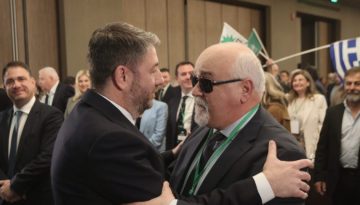 ΠΑΣΟΚ: Το παρασκήνιο της επιλογής Βαρδακαστάνη στη θέση του γραμματέα – Οι κινήσεις Ανδρουλάκη πριν την κάλπη