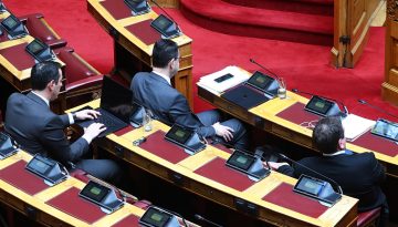 Ρήγματα στη ΝΔ μετά το διάγγελμα Μητσοτάκη – Το σχέδιο για «βουλευτές ρεπατζήδες», η απουσία «κάλυψης»