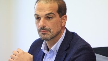 Σακελλαρίδης: Το μήνυμα της Ανάστασης ας είναι ισχυρότερο από τη βαρβαρότητα  – Πάλι στη λάθος πλευρά της Ιστορίας ο Μητσ