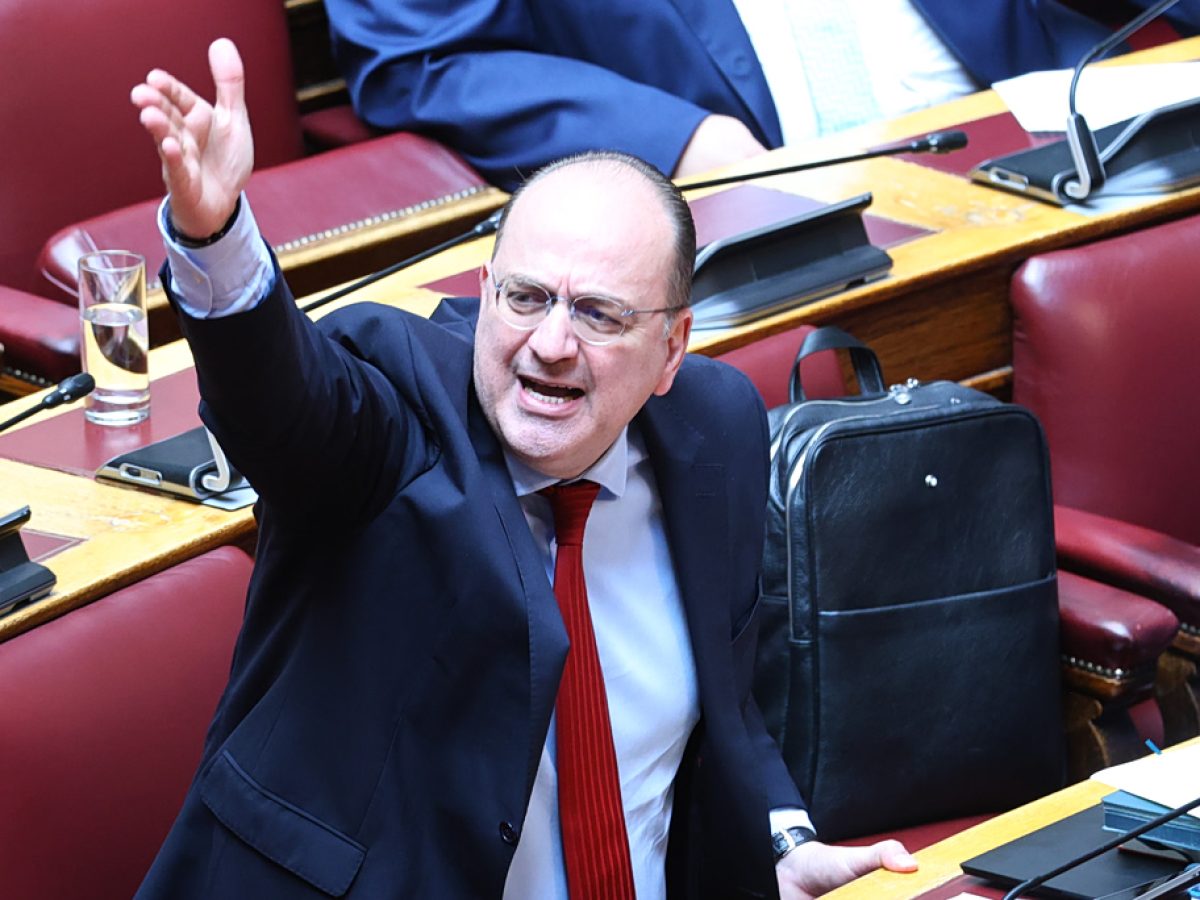 Σάλος με το πτυχίο Λαζαρίδη: Πώς διορίστηκε επιστημονικός συνεργάτης του υπ. Παιδείας το 2007   