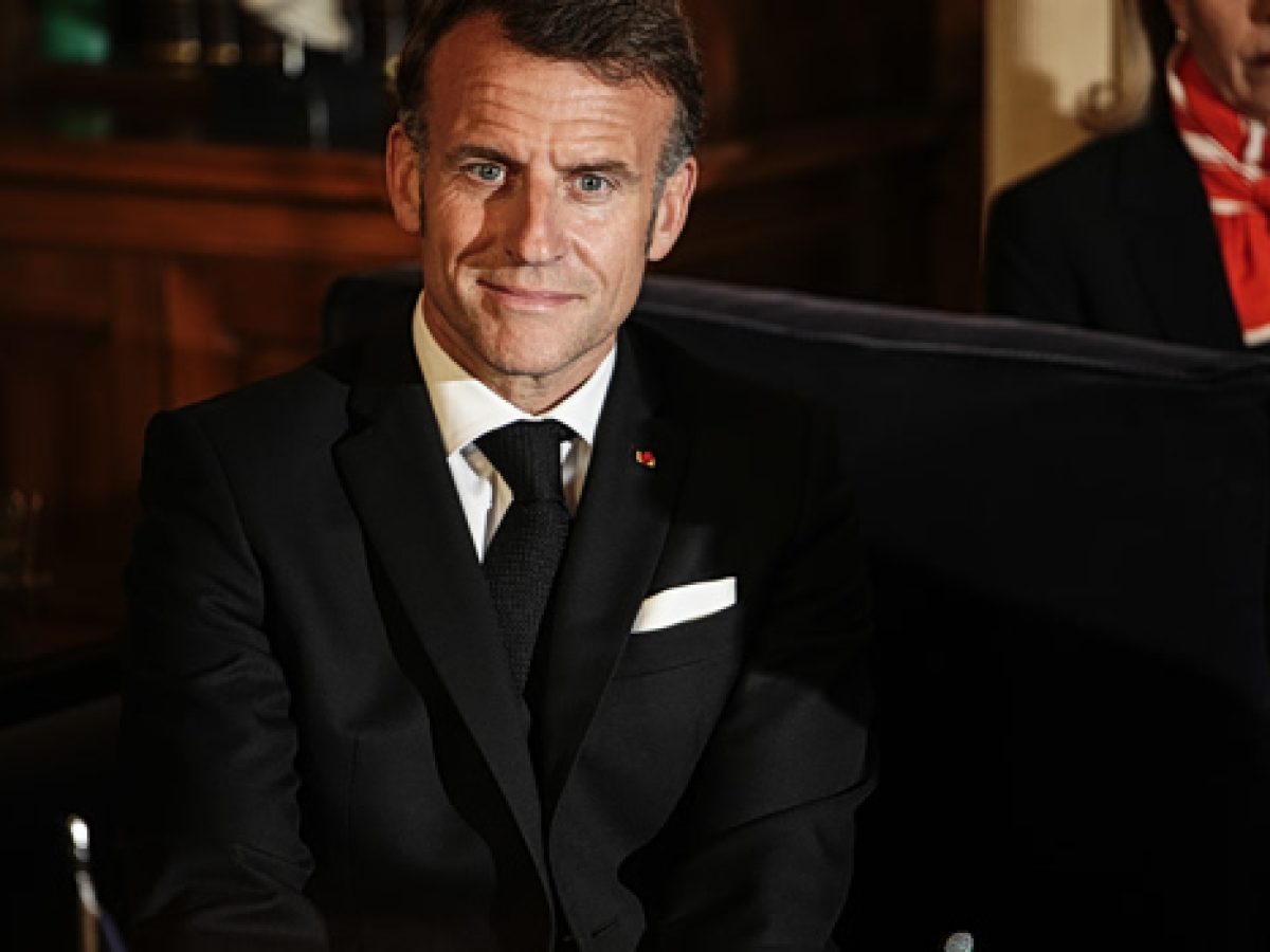 Σε φρεγάτα «Κίμων» και Μέγαρο Μαξίμου ο Μακρόν – Τα μηνύματα που έστειλε από την Αθήνα