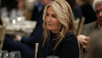 Σε νοσοκομείο της Λάρισας η Μαρέβα Γκραμπόφσκι-Μητσοτάκη λόγω αιφνίδιας αδιαθεσίας