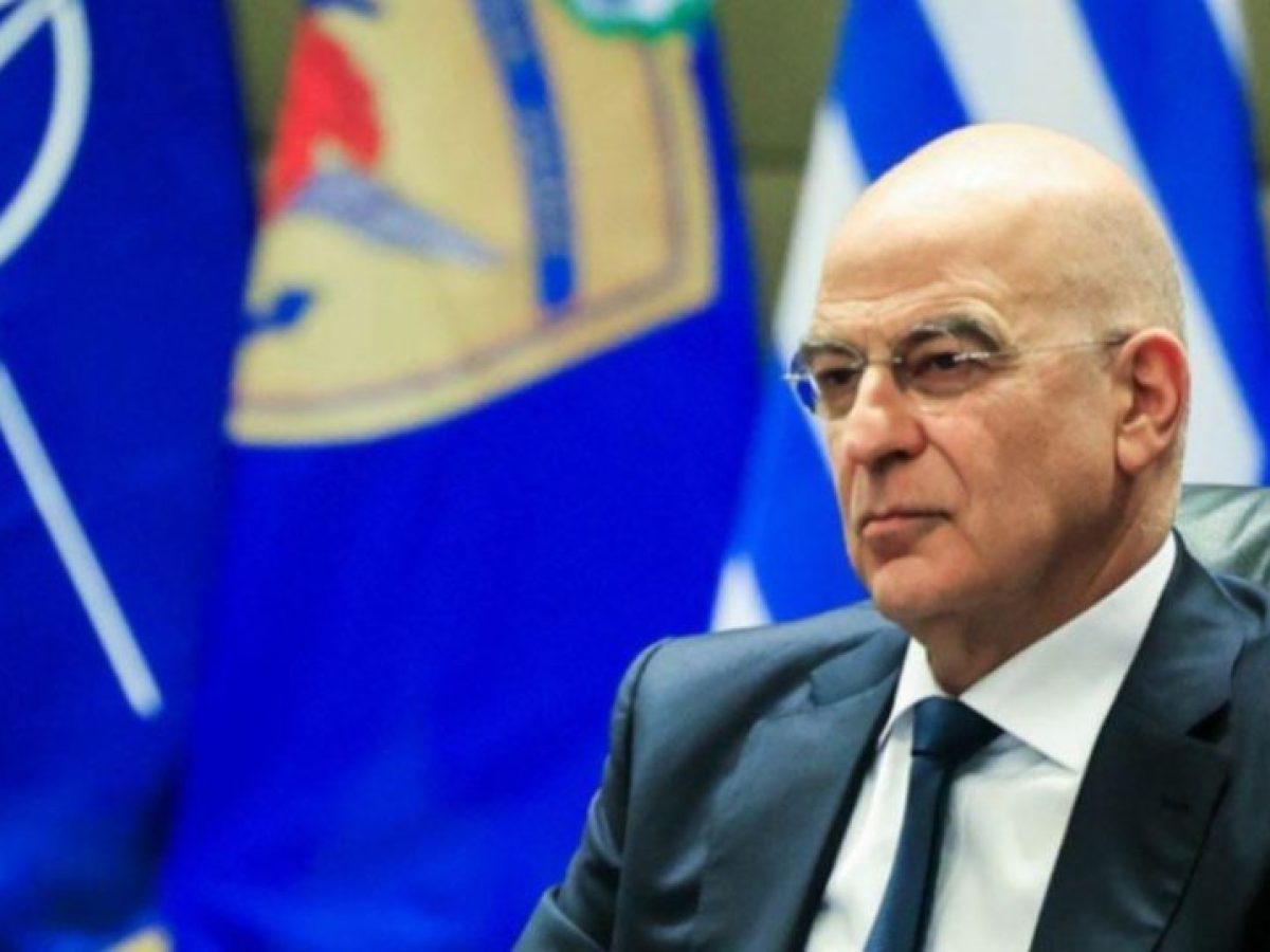 Συμφωνία για ενεργειακή αναβάθμιση σε 40 ενεργοβόρα στρατόπεδα–«Μετάβαση σε πράσινες δομές», λέει ο Δένδιας