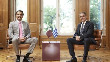 &Sigma;&upsilon;&nu;ά&nu;&tau;&eta;&sigma;&eta; &Mu;&eta;&tau;&sigma;&omicron;&tau;ά&kappa;&eta; &mu;&epsilon; &epsilon;&mu;ί&rho;&eta; &tau;&omicron;&upsilon; &Kappa;&alpha;&tau;ά&rho;: &Mu;&eta;&nu;ύ&mu;&alpha;&tau;&alpha; &gamma;&iota;&alpha; &epsilon;&pi;&epsilon;&nu;&delta;ύ&sigma;&epsilon;&iota;&sigmaf; &kappa;&alpha;&iota; &epsilon;&pi;&alpha;ί&nu;&omicron;&upsilon;&sigmaf; &sigma;&tau;&eta;&nu; &epsilon;&lambda;&lambda;&eta;&nu;&iota;&kappa;ή &omicron;&iota;&kappa;&omicron;&nu;&omicron;&mu;ί&alpha;