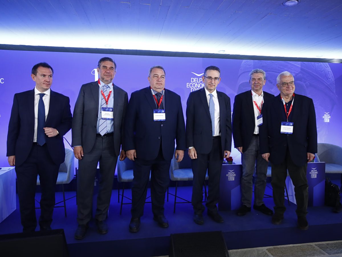 Συνταγματική Αναθεώρηση: Είναι η απάντηση στην κρίση εμπιστοσύνης προς τους θεσμούς;