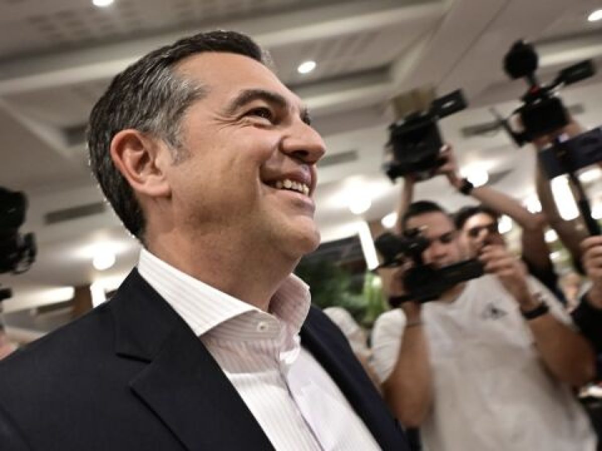 &Sigma;&Upsilon;&Rho;&Iota;&Zeta;&Alpha;: Ά&rho;&chi;&iota;&sigma;&epsilon; &eta; &mu;&epsilon;&gamma;ά&lambda;&eta; έ&xi;&omicron;&delta;&omicron;&sigmaf; &pi;&rho;&omicron;&sigmaf; &tau;&omicron; &kappa;ό&mu;&mu;&alpha; &Tau;&sigma;ί&pi;&rho;&alpha; &ndash; &Omicron;&iota; &pi;&rho;ώ&tau;&omicron;&iota; &beta;&omicron;&upsilon;&lambda;&epsilon;&upsilon;&tau;έ&sigmaf; &pi;&omicron;&upsilon; &pi;&alpha;&rho;&alpha;&iota;&tau;&omicron;ύ&nu;&tau;&alpha;&iota;, &eta; &alpha;&nu;&alpha;&tau;&rho;&omicron;&pi;ή &mu;&epsilon; &tau;&omicron;&nu; &Pi;&alpha;&nu;&alpha;&gamma;&iota;&omega;&tau;ό&pi;&omicron;