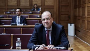 ΣΥΡΙΖΑ: Συνεχίζει τα ασύστολα ψεύδη ο Λαζαρίδης για τους τίτλους σπουδών του – Να παραιτηθεί