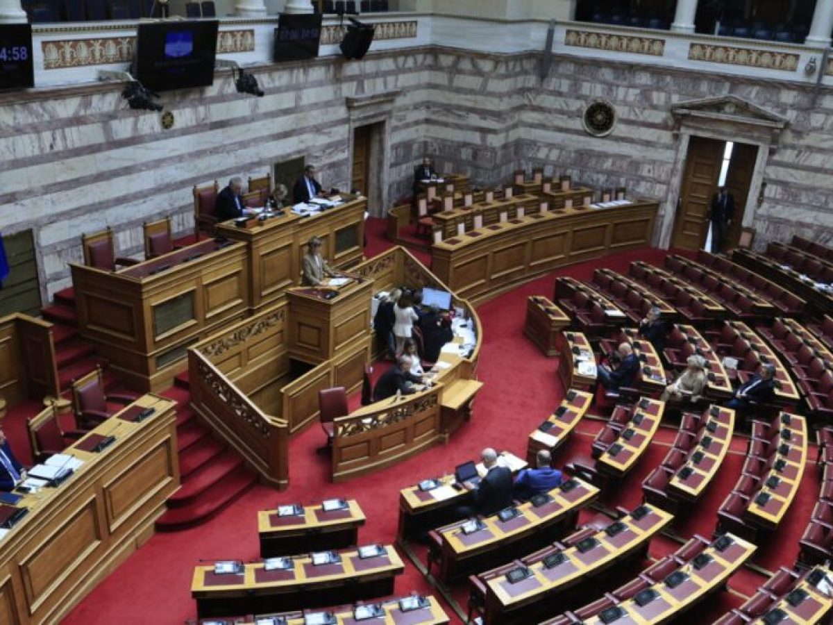 Σκληρή σύγκρουση στη Βουλή για υποκλοπές και Δικαιοσύνη: «Φύγετε, η χώρα δεν αντέχει άλλο» – «Δεν θα στήσουμε ΠΑΣΟΚοδικεί