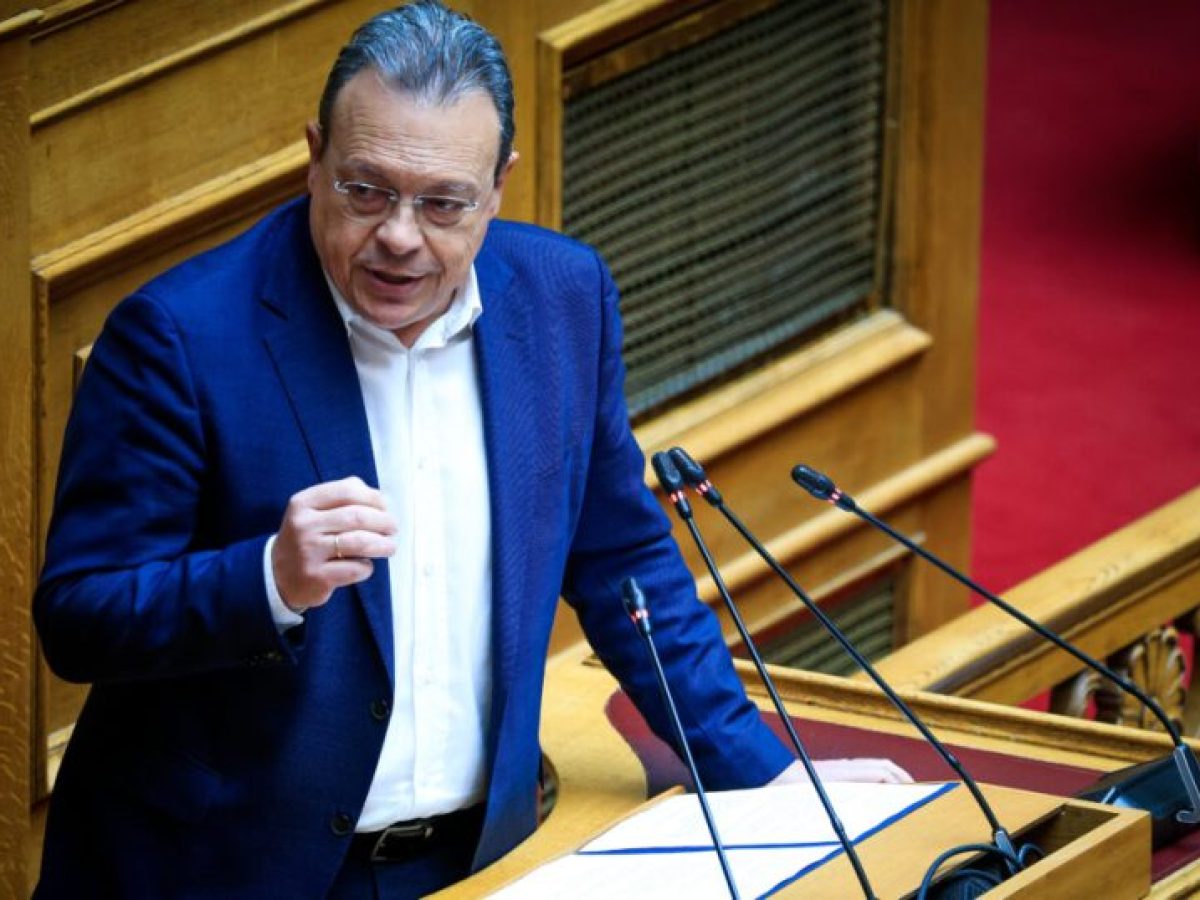 &Sigma;&omega;&kappa;&rho;ά&tau;&eta;&sigmaf; &Phi;ά&mu;&epsilon;&lambda;&lambda;&omicron;&sigmaf;: &Omicron; &Sigma;&Upsilon;&Rho;&Iota;&Zeta;&Alpha; &kappa;&alpha;&lambda;&epsilon;ί &tau;&iota;&sigmaf; &pi;&rho;&omicron;&omicron;&delta;&epsilon;&upsilon;&tau;&iota;&kappa;έ&sigmaf; &delta;&upsilon;&nu;ά&mu;&epsilon;&iota;&sigmaf; &sigma;&epsilon; &kappa;&omicron;&iota;&nu;ή &pi;&rho;ό&tau;&alpha;&sigma;&eta; &delta;&upsilon;&sigma;&pi;&iota;&sigma;&tau;ί&alpha;&sigmaf;