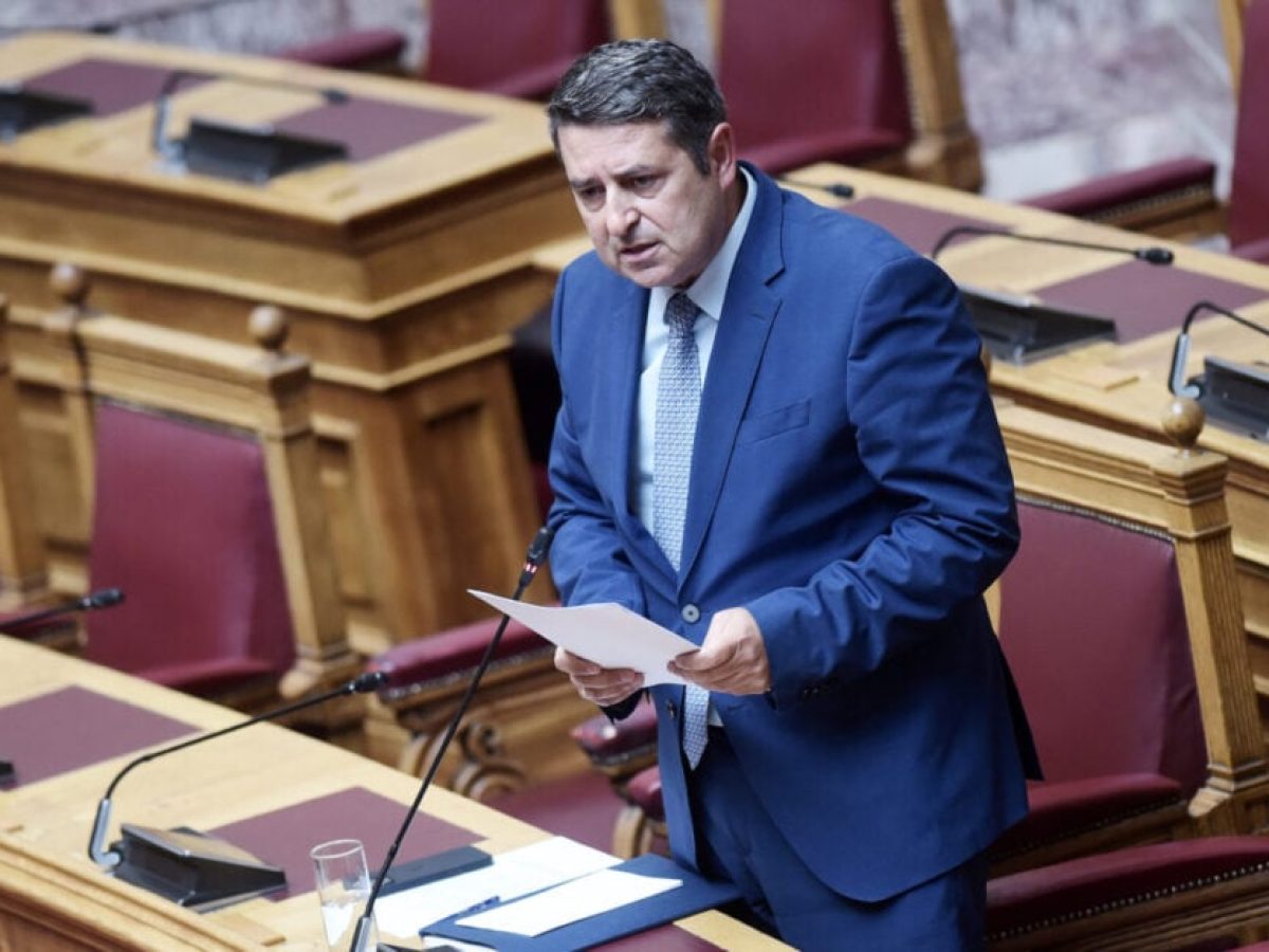 Σοβαρή, αλλά ελεγχόμενη η κατάσταση του Γιώργου Μυλωνάκη – Τι είπε ο γιατρός που τον χειρούργησε