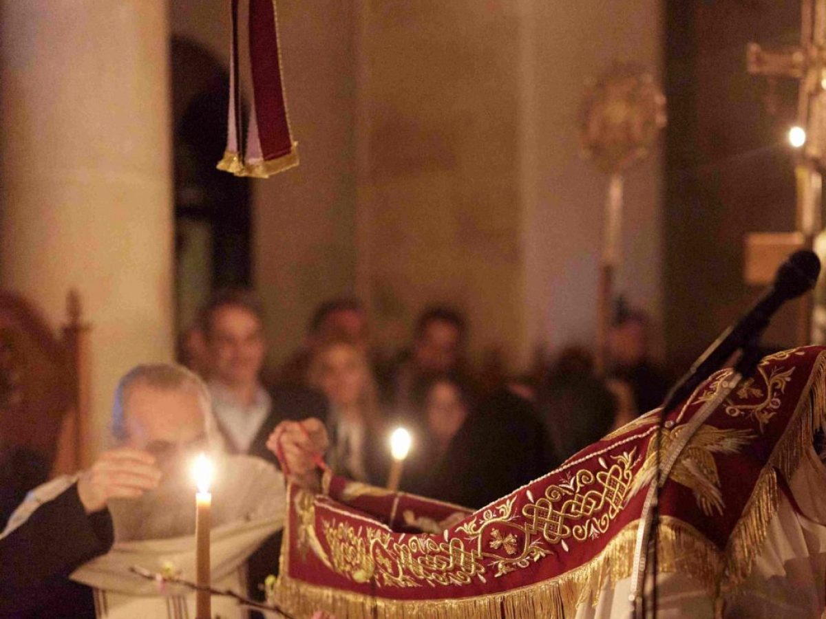 Στα Χανιά για τον Επιτάφιο ο Κυριάκος Μητσοτάκης με την Μαρέβα Γκραμπόφσκι