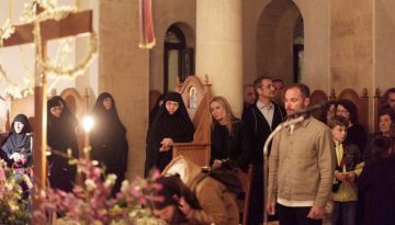 Στα Χανιά ο Κυριάκος Μητσοτάκης – Στη Μονή Μεταμορφώσεως του Σωτήρος για τον Επιτάφιο (εικόνες)