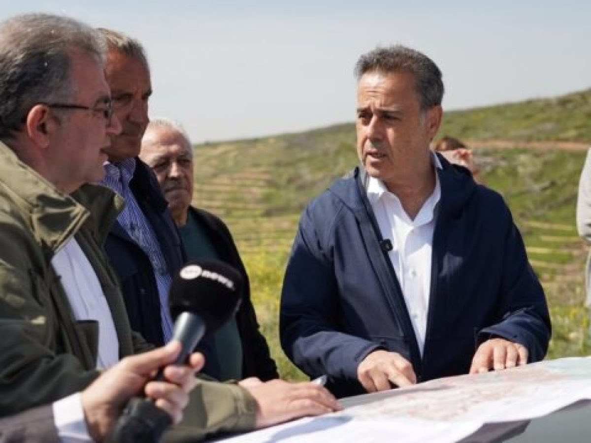 Σταύρος Παπασταύρου: 5 ημέρες περιβάλλον γεμάτες με παρεμβάσεις – Από τη Γυάρο μέχρι τις απάτητες παραλίες (Βίντεο)