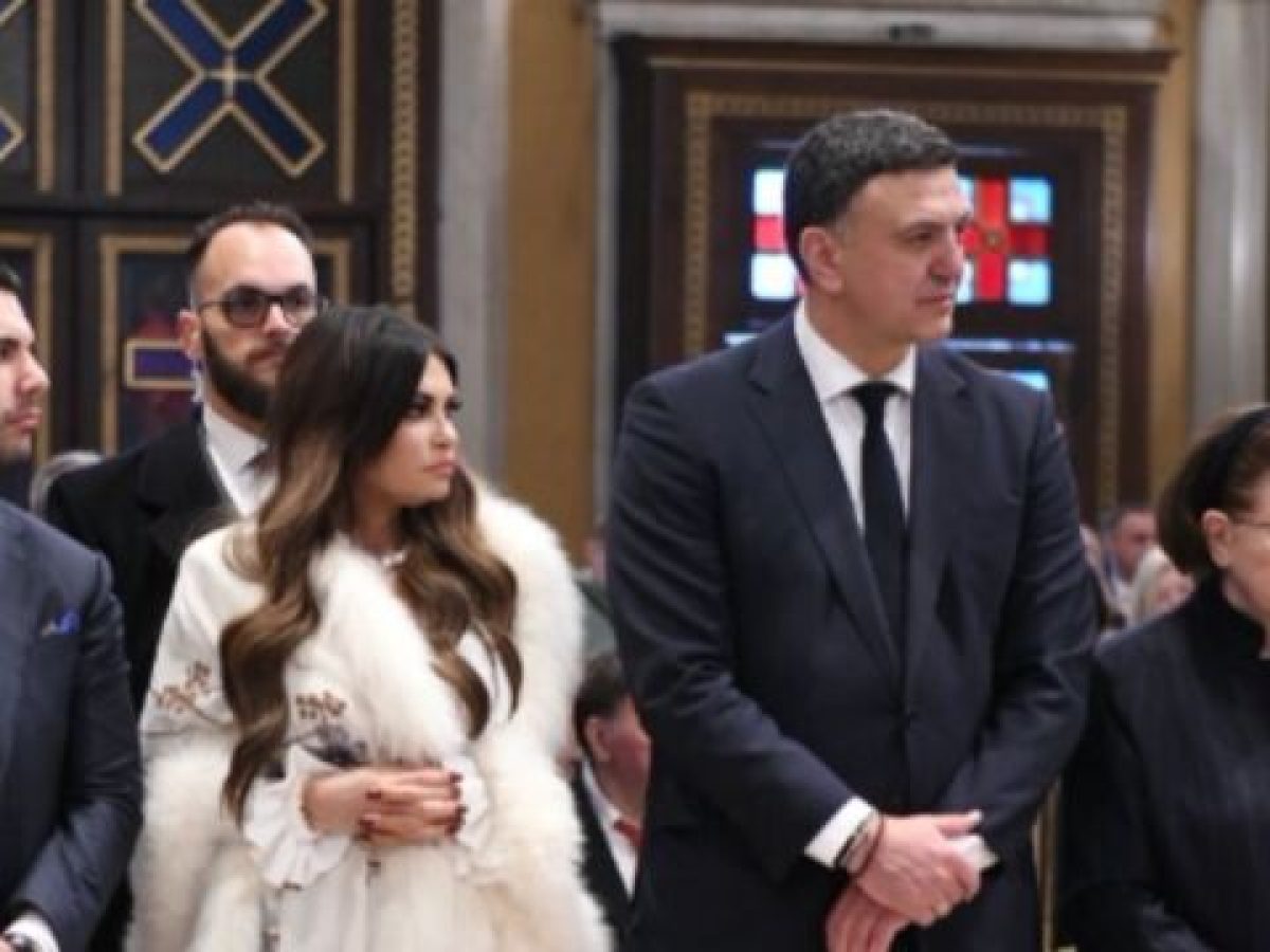 Στη Μητρόπολη Αθηνών παρουσία Γκιλφοϊλ, Μενδώνη  Κικίλια η Θεία Λειτουργία την Κυριακή των Βαΐων