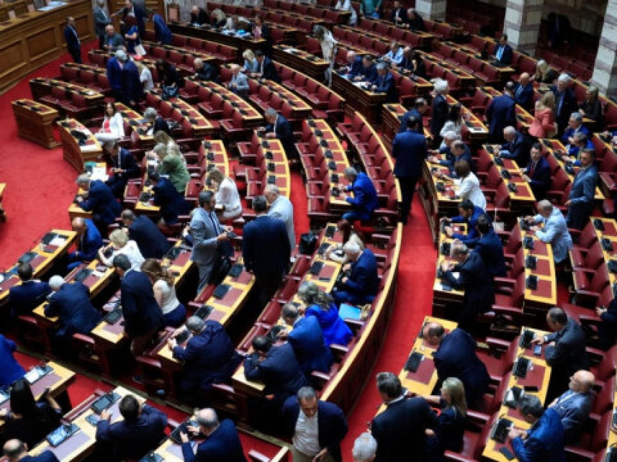 Στη Βουλή σήμερα η δικογραφία του ΟΠΕΚΕΠΕ για τους 11+2: Τα ονόματα, οι ημερομηνίες και οι διαδικασίες για την άρση ασυλί