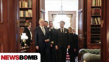 &Sigma;&tau;&omicron; &Pi;&rho;&omicron;&epsilon;&delta;&rho;&iota;&kappa;ό &Mu;έ&gamma;&alpha;&rho;&omicron; &omicron; &pi;&rho;ό&epsilon;&delta;&rho;&omicron;&sigmaf; &tau;&eta;&sigmaf; &Gamma;&alpha;&lambda;&lambda;ί&alpha;&sigmaf; &mu;&epsilon; &tau;&eta; &sigma;ύ&zeta;&upsilon;&gamma;ό &tau;&omicron;&upsilon; &ndash; &Mu;&alpha;&kappa;&rho;ό&nu;: &Epsilon;&lambda;&lambda;ά&sigmaf;-&Gamma;&alpha;&lambda;&lambda;ί&alpha;, &sigma;&upsilon;&mu;&mu;&alpha;&chi;ί&alpha;