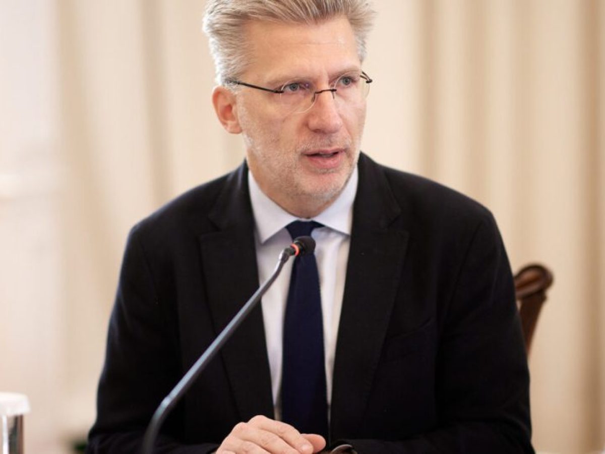 Στο στόχαστρο των «γαλάζιων» Σκέρτσος και λοιποί εξωκοινοβουλευτικοί