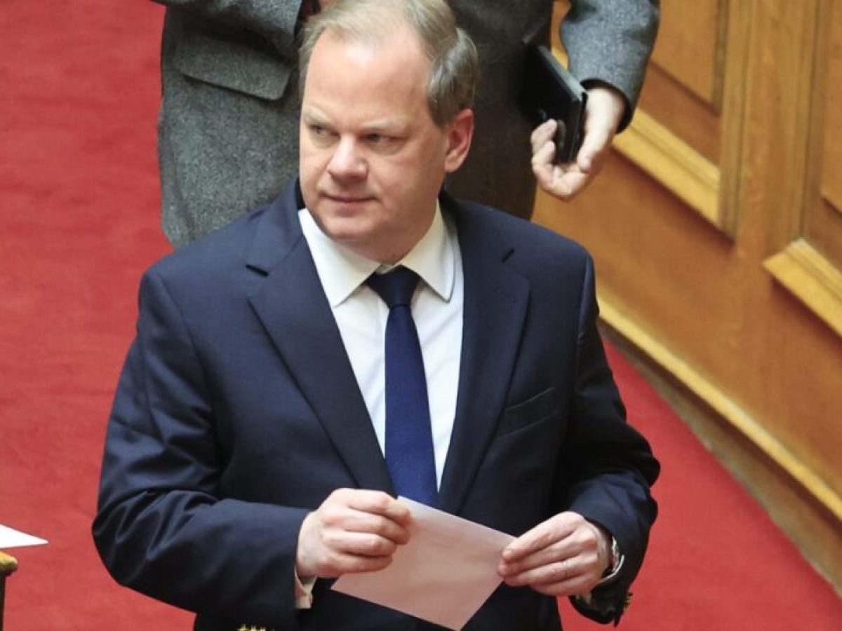 Στο τραπέζι ακόμη και η διαγραφή Καραμανλή, εάν είναι «βαριά» τα στοιχεία από τη δικογραφία του ΟΠΕΚΕΠΕ