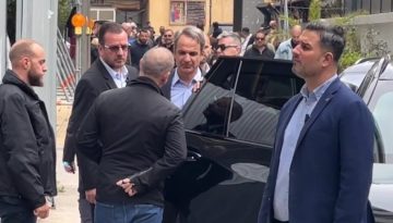 &Sigma;&tau;&omicron;&nu; &laquo;&Epsilon;&upsilon;&alpha;&gamma;&gamma;&epsilon;&lambda;&iota;&sigma;&mu;ό&raquo; &xi;&alpha;&nu;ά &omicron; &pi;&rho;&omega;&theta;&upsilon;&pi;&omicron;&upsilon;&rho;&gamma;ό&sigmaf; &gamma;&iota;&alpha; &tau;&omicron;&nu; &Gamma;&iota;ώ&rho;&gamma;&omicron; &Mu;&upsilon;&lambda;&omega;&nu;ά&kappa;&eta;
