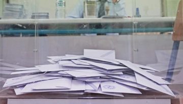 Τα εκλογικά σενάρια της επόμενης μέρας και τα τρωτά σημεία της αντιπολίτευσης