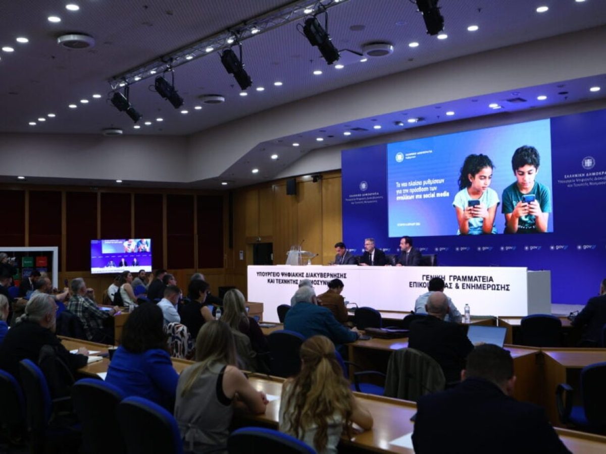 Τέλος στο scroll χωρίς όρια – «δεν θα χαριστούμε σε κανέναν»: Age ban σε TikTok, Snapchat, Facebook και Instagram