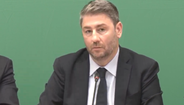 Τετραήμερη εργασία προτείνει το ΠΑΣΟΚ – Αντιδράσεις από Κεραμέως και Γεωργιάδη