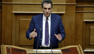 Θ. Λεονταρίδης: Ζητώ ο ίδιος την άρση της ασυλίας – Διαμεσολάβηση για «αίτημα απολύτως νόμιμο»