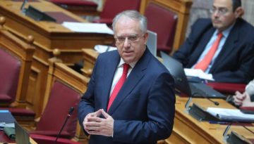 Θεοδωρικάκος σε Ανδρουλάκη: «Πάρτε πίσω το “είστε διεφθαρμένοι”»