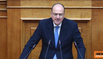 Την αποπομπή Λαζαρίδη από την κυβέρνηση ζητούν ΠΑΣΟΚ και ΣΥΡΙΖΑ
