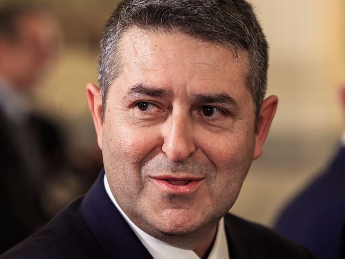 Το ιατρικό ανακοινωθέν για τον Μυλωνάκη: «Σοβαρή αλλά ελεγχόμενη η κατάστασή του»