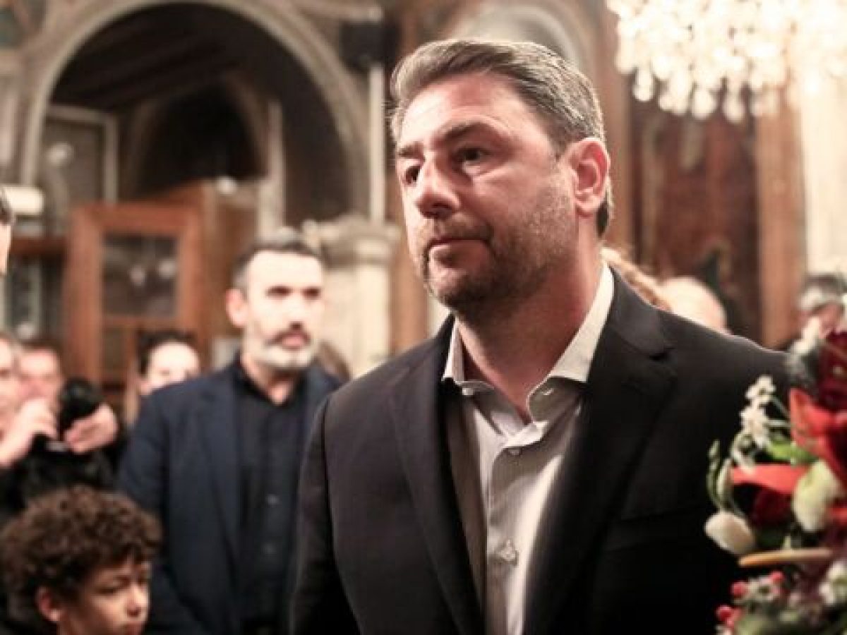 Το μήνυμα του Ανδρουλάκη για το Πάσχα: H πατρίδα μας δεν αντέχει άλλο το σκοτάδι της διαφθοράς – Ενωμένοι και με τις αξίε