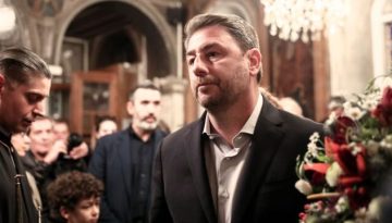 Το μήνυμα του Ανδρουλάκη για το Πάσχα: H πατρίδα μας δεν αντέχει άλλο το σκοτάδι της διαφθοράς – Ενωμένοι και με τις αξίε