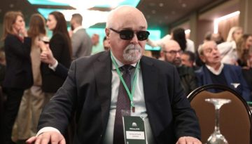 &Tau;&omicron;&nu; &Gamma;&iota;ά&nu;&nu;&eta; &Beta;&alpha;&rho;&delta;&alpha;&kappa;&alpha;&sigma;&tau;ά&nu;&eta; &pi;&rho;&omicron;&tau;&epsilon;ί&nu;&epsilon;&iota; &gamma;&iota;&alpha; &Gamma;&rho;&alpha;&mu;&mu;&alpha;&tau;έ&alpha; &tau;&omicron;&upsilon; &Pi;&Alpha;&Sigma;&Omicron;&Kappa; &omicron; &Alpha;&nu;&delta;&rho;&omicron;&upsilon;&lambda;ά&kappa;&eta;&sigmaf; &ndash; &Tau;&alpha; &omicron;&nu;ό&mu;&alpha;&tau;&alpha; &gamma;&iota;&alpha; &tau;&omicron; &Pi;&omicron;&lambda;&iota;&tau;&iota;&kappa;ό &Sigma;&upsilon;&mu;&beta;&omicron;&upsilon;&lambda;&iota;&omicron;