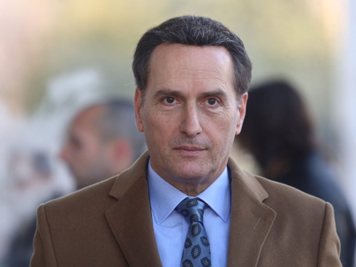 Τσιάρας και Μηταράκης κινήθηκαν απολύτως στα πλαίσια του Συντάγματος και του Νόμου, λέει ο Δημητρακόπουλος