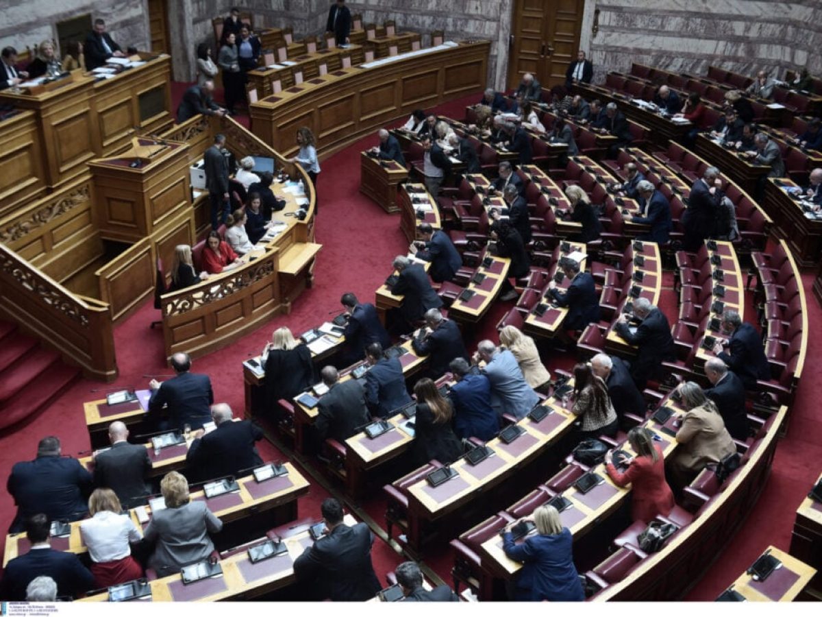 Τσιάρας και Μηταράκης πήγαν στην Επιτροπή Δεοντολογίας – Μετά την Κυριακή του Θωμά η άρση ασυλίας των 11