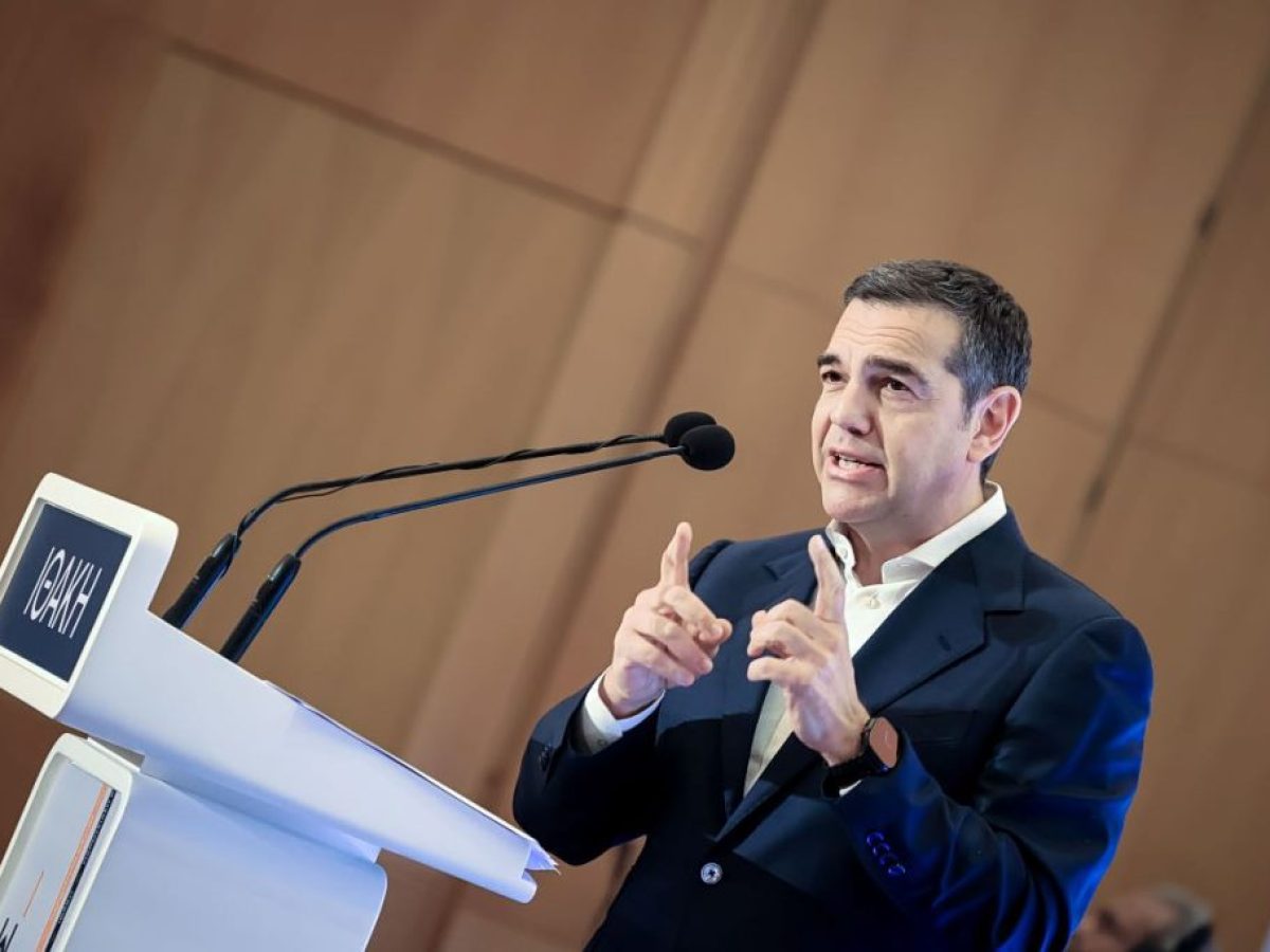 Τσίπρας για υποκλοπές: «Ότι εύκολα μπαίνει στο αρχείο, το ίδιο εύκολα βγαίνει»