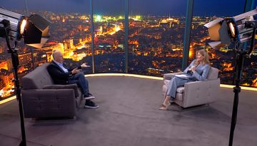 &Beta;&epsilon;&lambda;ό&pi;&omicron;&upsilon;&lambda;&omicron;&sigmaf;: &Tau;&omicron; &Tau;&alpha;&mu;&epsilon;ί&omicron; &Alpha;&nu;ά&kappa;&alpha;&mu;&psi;&eta;&sigmaf;, &pi;&omicron;&upsilon; &chi;&epsilon;&iota;&rho;ί&sigma;&tau;&eta;&kappa;&alpha;&nu; &Gamma;&epsilon;&omega;&rho;&gamma;&iota;ά&delta;&eta;&sigmaf; &ndash; &Pi;&alpha;&pi;&alpha;&theta;&alpha;&nu;ά&sigma;&eta;&sigmaf;, &epsilon;ί&nu;&alpha;&iota; &tau;&omicron; &epsilon;&pi;ό&mu;&epsilon;&nu;&omicron; &sigma;&kappa;ά&nu;&delta;&alpha;&lambda;&omicron;, &gamma;&iota;&alpha; &alpha;&upsilon;&tau;ό &sigma;&tau;&omicron;&chi;&omicron;&pi;&omicron;&iota;&omicron;ύ