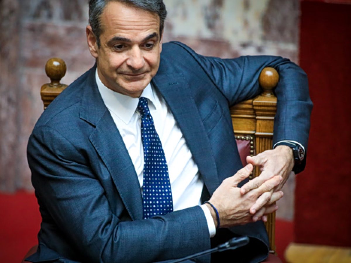 Βουλή: Ανάμεσα σε συμπληγάδες η κυβέρνηση – Σε βαρύ κλίμα η συζήτηση για το Κράτος Δικαίου