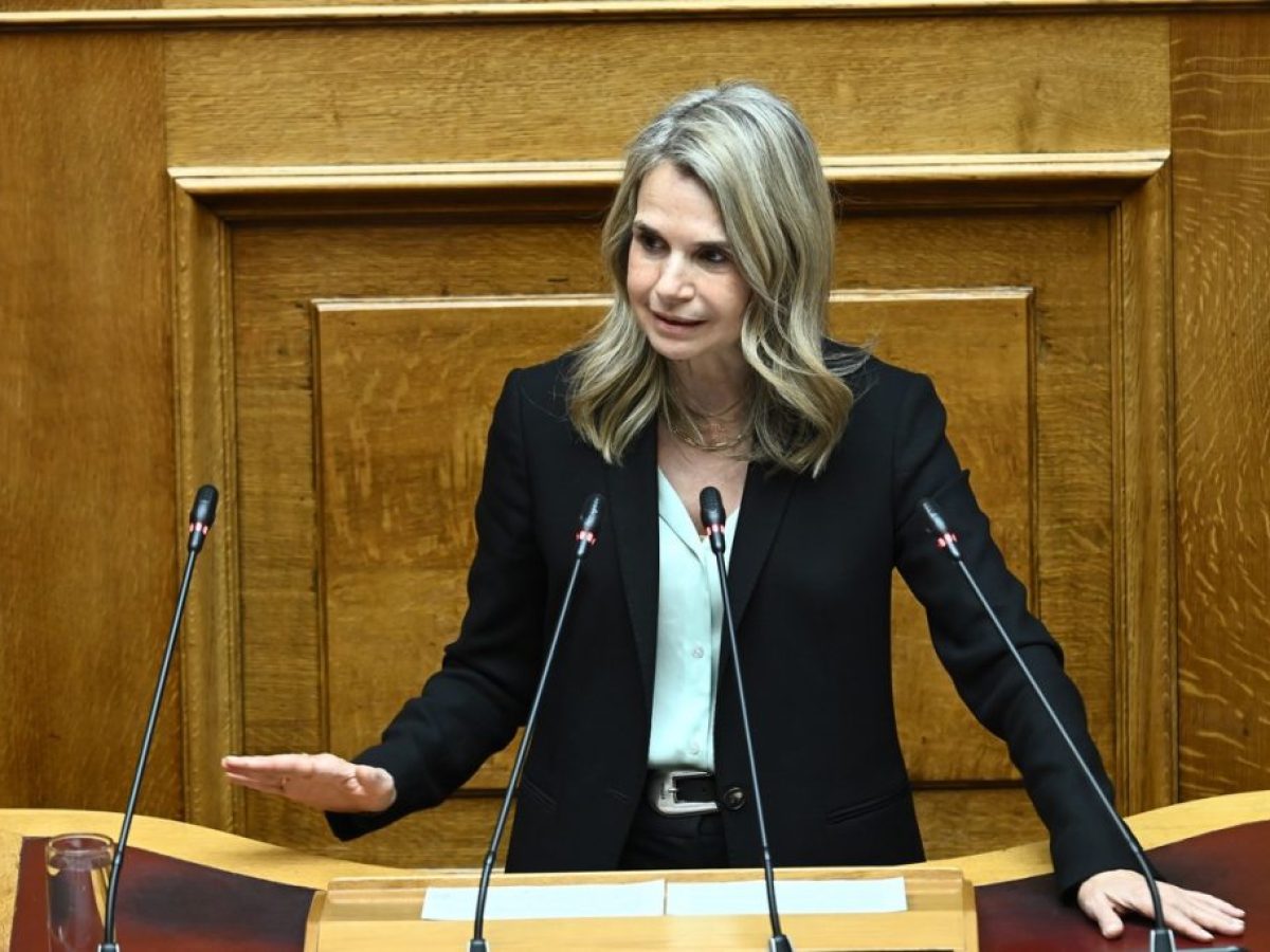&Beta;&omicron;ύ&tau;&sigma;&eta;&sigmaf; &laquo;&tau;&sigma;&alpha;&kappa;ώ&nu;&epsilon;&iota;&raquo; &Beta;&epsilon;&lambda;ό&pi;&omicron;&upsilon;&lambda;&omicron; &kappa;&alpha;&iota;&hellip; &Mu;&iota;&lambda;έ&nu;&alpha; &laquo;&kappa;&alpha;&rho;&phi;ώ&nu;&epsilon;&iota;&raquo; &Theta;&epsilon;&omicron;&delta;&omega;&rho;&iota;&kappa;ά&kappa;&omicron;