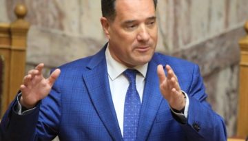 Άδωνις κατά Κωνσταντοπούλου: «Καταγγέλλει ασυλία, αλλά τη χρησιμοποίησε για να μπλοκάρει έλεγχο»