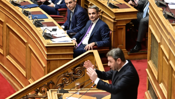 Άρση ασυλίας των 11 θα ζητήσει του ΠΑΣΟΚ – «Πολιτικαντισμός» το ασυμβίβαστο του Μητσοτάκη
