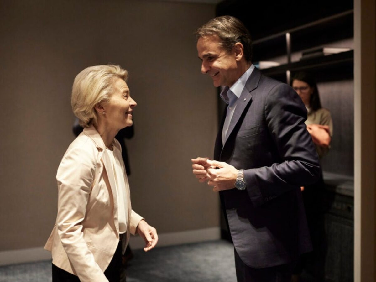 «Αγαπητή Ούρσουλα»: Ο Μητσοτάκης ζήτησε από την Κομισιόν ενιαίο πλαίσιο για ανηλίκους και social media