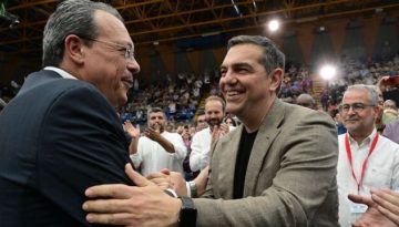 Αμηχανία σε Αμαλίας και Κουμουνδούρου για τα επόμενα βήματα μέχρι τις κάλπες – Πώς σχολίασαν το ρεπορτάζ για το τηλεφώνημ